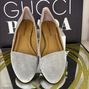 Lucky Brand Women's Gray Suede Flats